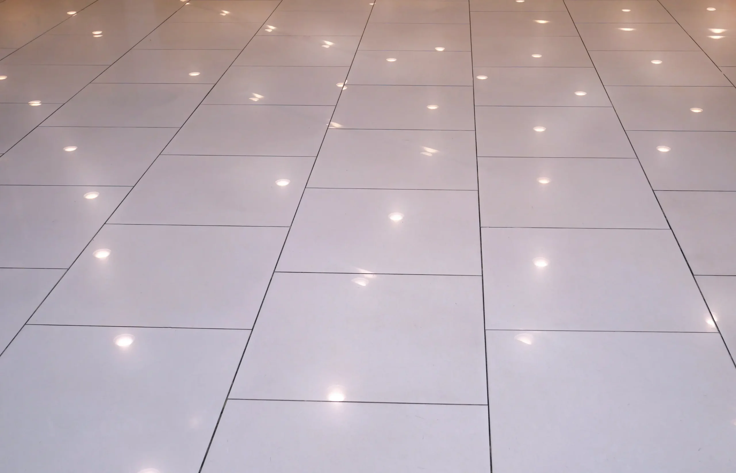 You are currently viewing How to Choose the Right Tile and Floor Polishing Service for Your Home